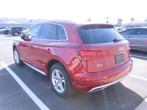 2018 Audi Q5 2.0T Tech Premium