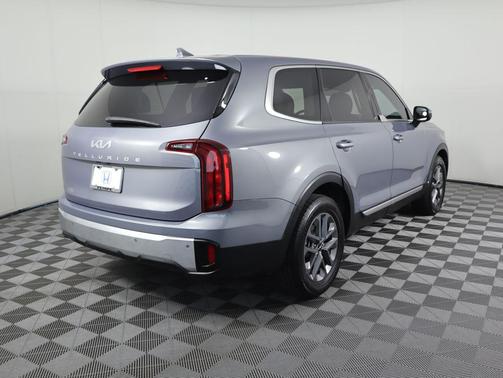 2024 Kia Telluride LX