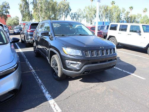 Diamond Black Crystal Pearlcoat 2021 Jeep Compass Freedom 4x4