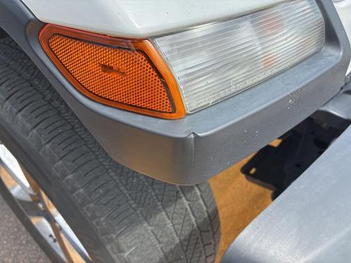 Bright White Clearcoat 2019 Jeep Wrangler Unlimited Sahara