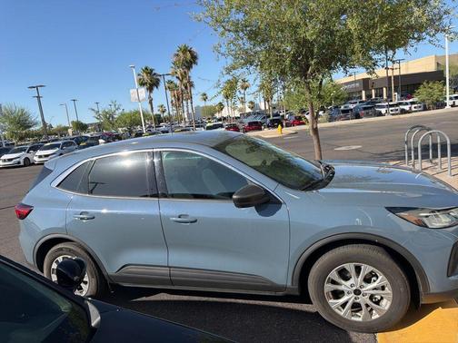 VAPOR BLUE METALLIC 2024 Ford Escape Active