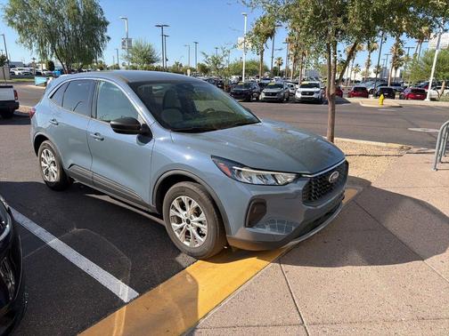 VAPOR BLUE METALLIC 2024 Ford Escape Active