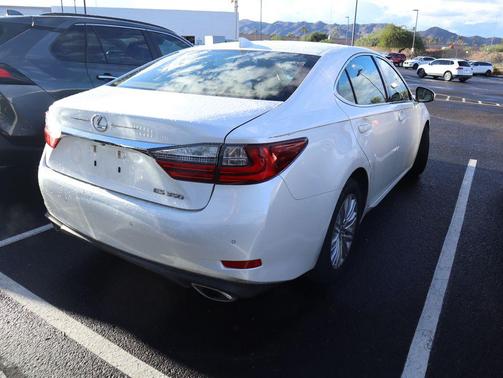 2017 Lexus ES 350 Base