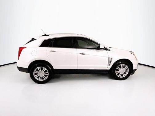 Platinum Ice Tricoat 2016 Cadillac SRX Luxury Collection