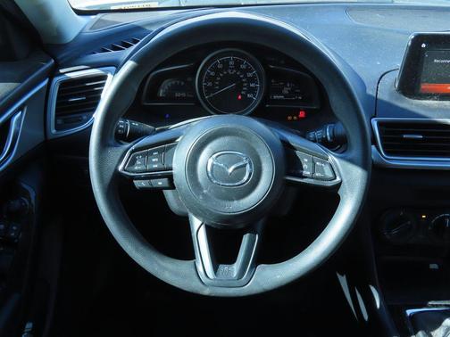 2017 Mazda Mazda3 Sport