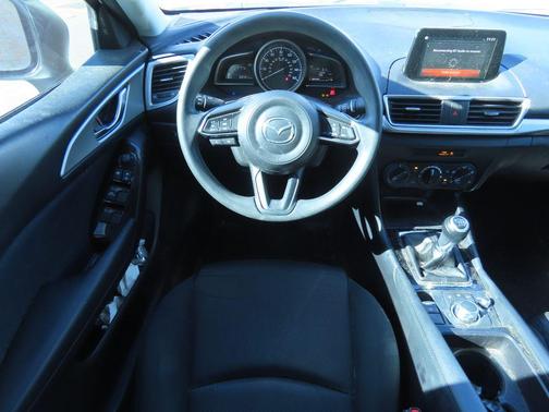 2017 Mazda Mazda3 Sport