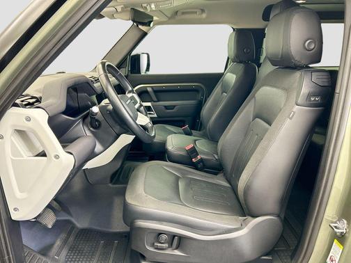 2021 Land Rover Defender 90 First Edition