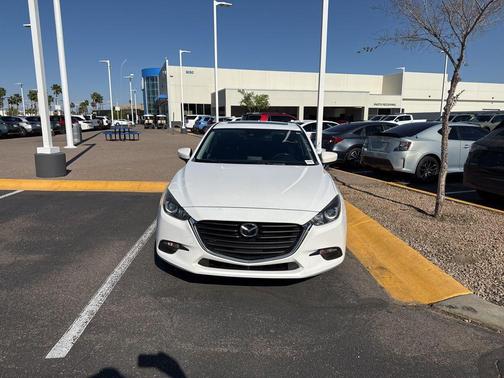 2018 Mazda Mazda3 Touring
