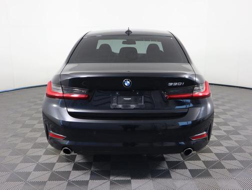 2021 BMW 330 330i