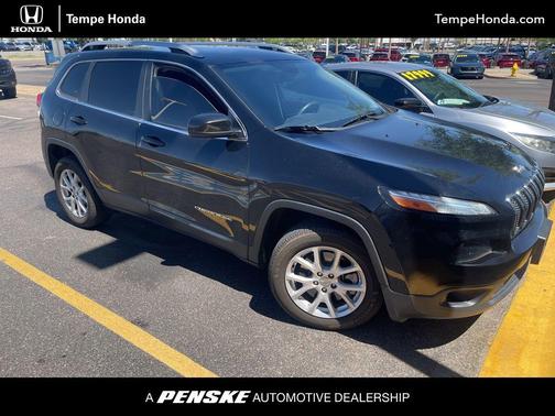 Diamond Black Crystal Pearlcoat 2018 Jeep Cherokee Latitude