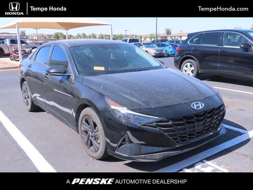 Phantom Black 2022 Hyundai ELANTRA SEL
