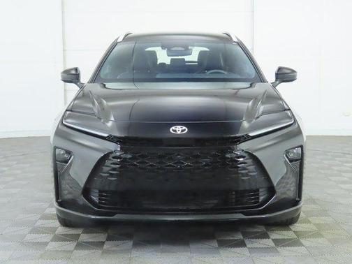 2025 Toyota Crown Signia Limited