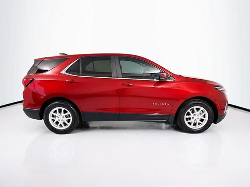 Cherry Red Tintcoat 2022 Chevrolet Equinox 1LT