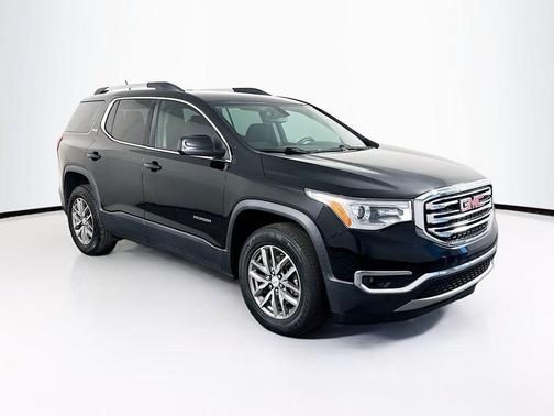 2017 GMC Acadia SLE-2