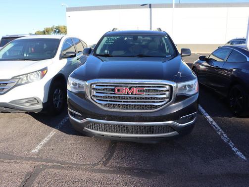 2017 GMC Acadia SLE-2