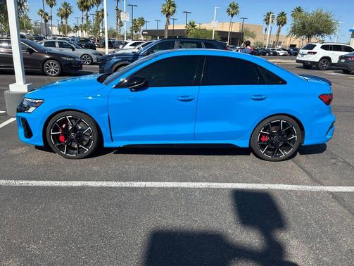 Turbo Blue 2024 Audi RS 3 TFSI quattro S tronic