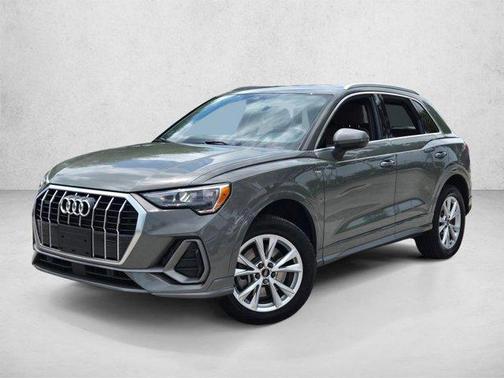 Chronos Gray Metallic 2022 Audi Q3 45 S line Premium