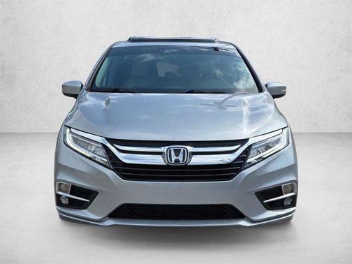Lunar Silver Metallic 2019 Honda Odyssey Elite
