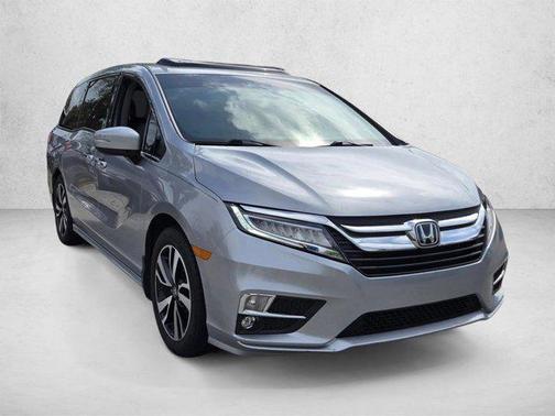 Lunar Silver Metallic 2019 Honda Odyssey Elite