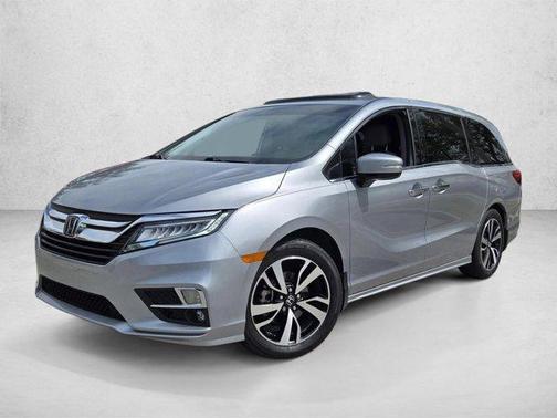 Lunar Silver Metallic 2019 Honda Odyssey Elite