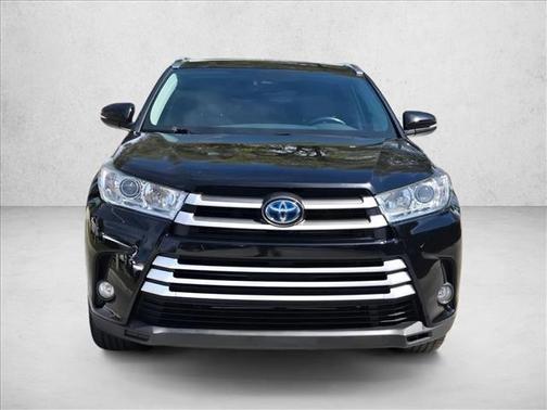 Midnight Black Metallic 2019 Toyota Highlander Hybrid XLE
