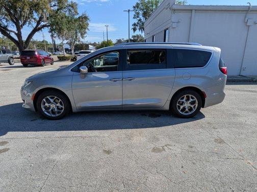 2019 Chrysler Pacifica Limited