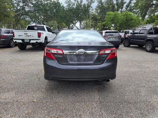 2013 Toyota Camry XLE