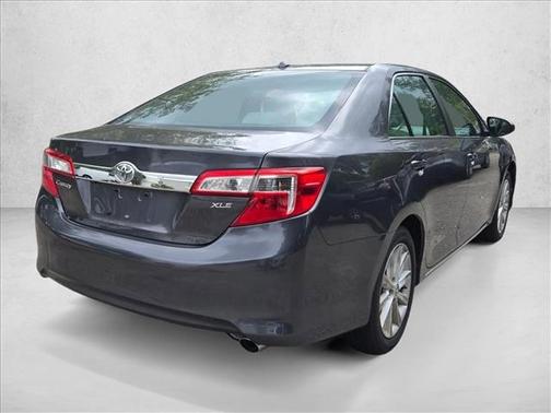 Magnetic Gray Metallic 2013 Toyota Camry XLE