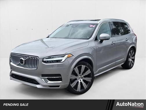 2024 Volvo XC90 Recharge Plug-In Hybrid T8 Ultimate Bright Theme 7-Seater