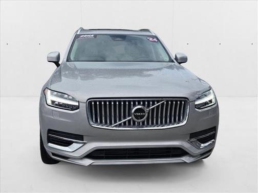 2024 Volvo XC90 Recharge Plug-In Hybrid T8 Ultimate Bright Theme 7-Seater