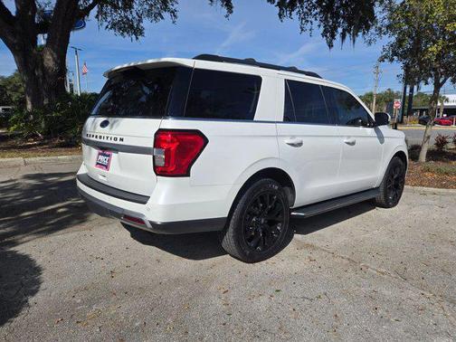 2022 Ford Expedition XLT