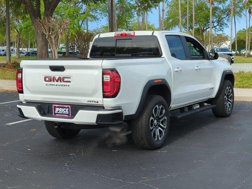 Summit White 2024 GMC Canyon AT4