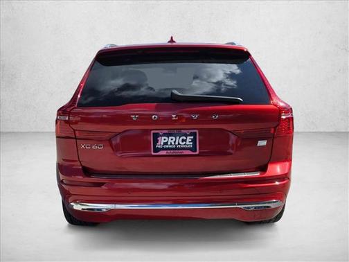 2022 Volvo XC60 Recharge Plug-In Hybrid T8 Inscription