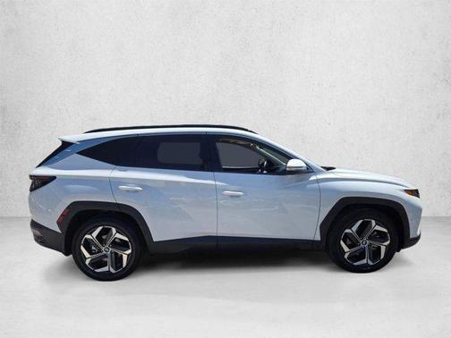 Quartz White 2022 Hyundai TUCSON Limited