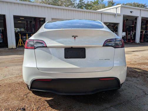 2023 Tesla Model Y Performance Dual Motor All-Wheel Drive