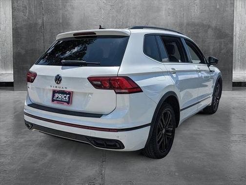2022 Volkswagen Tiguan 2.0T SE R-Line Black