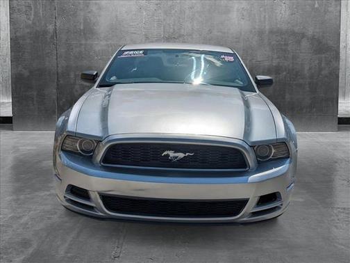 2013 Ford Mustang V6