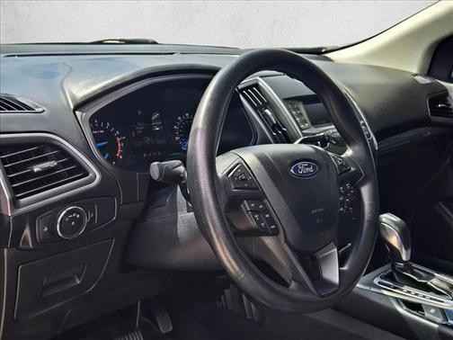 2017 Ford Edge SE