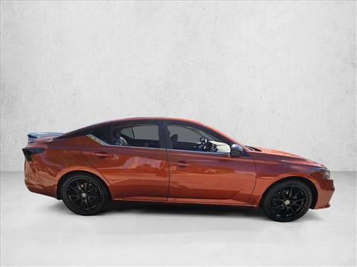 2021 Nissan Altima SR VC-Turbo FWD