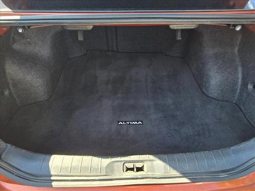 2021 Nissan Altima SR VC-Turbo FWD