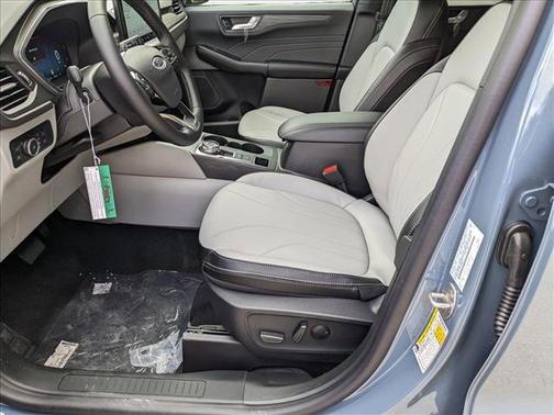 2025 Ford Escape PHEV Base