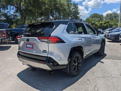 2024 Toyota RAV4 Hybrid SE