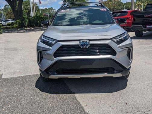 2024 Toyota RAV4 Hybrid SE