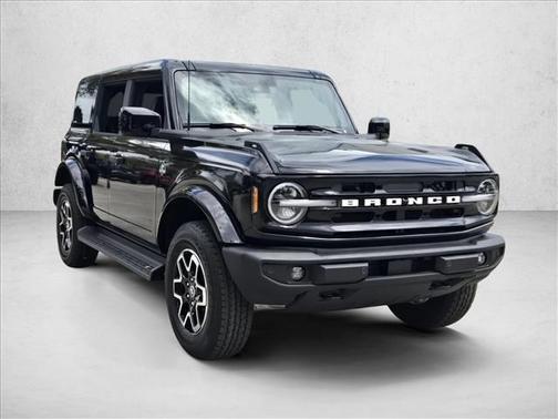 Shadow Black 2026 Ford Bronco Outer Banks