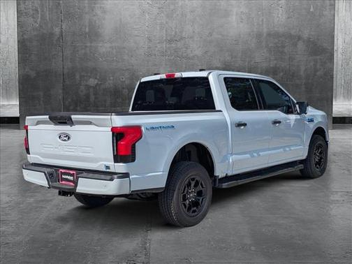2025 Ford F-150 Lightning XLT