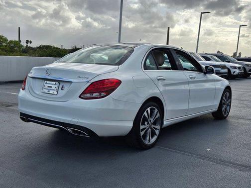 2017 Mercedes-Benz C-Class C 300 4MATIC Luxury
