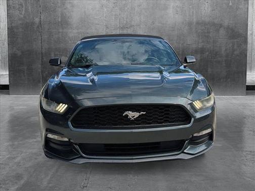 2016 Ford Mustang V6