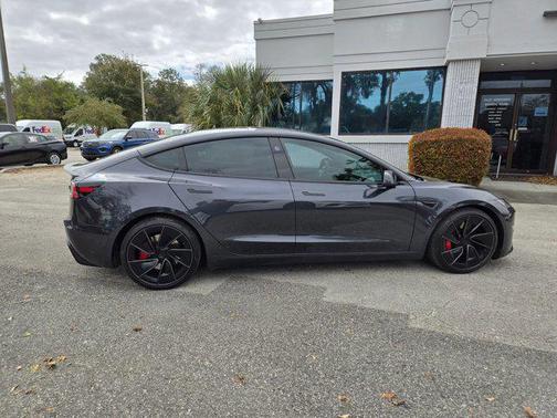 2024 Tesla Model 3 Performance