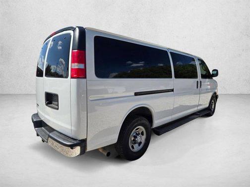 Summit White 2020 Chevrolet Express 3500 RWD 3500 Extended Wheelbase LT
