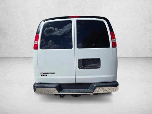 Summit White 2020 Chevrolet Express 3500 RWD 3500 Extended Wheelbase LT